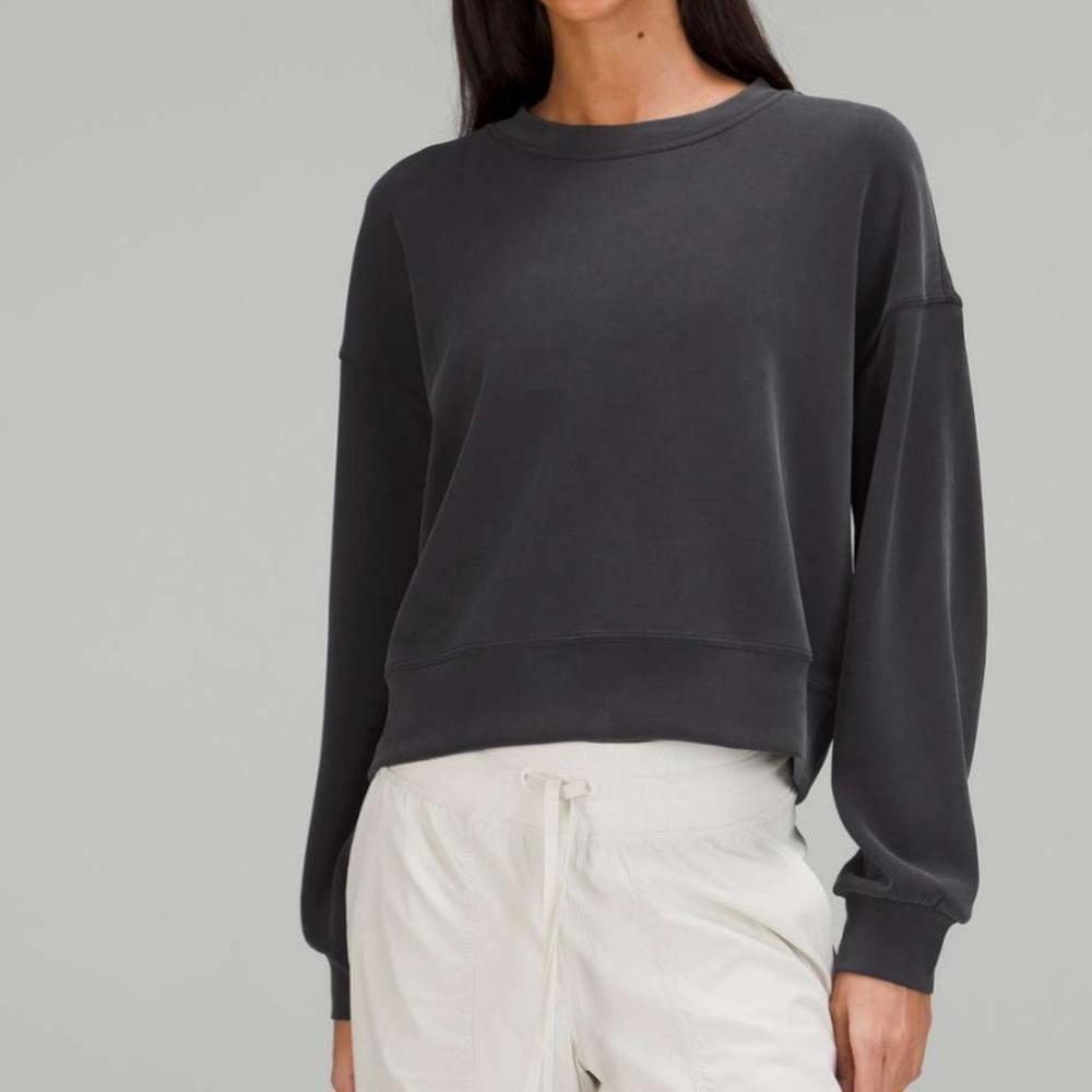 EUC Lululemon Softstreme Perfectly Oversized Cropped Crew